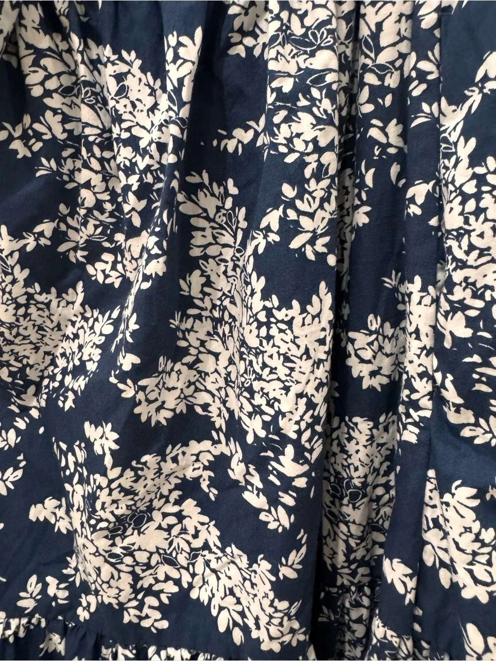 Abercrombie and Fitch Sz L Floral Cottage Navy White Maxi Dress